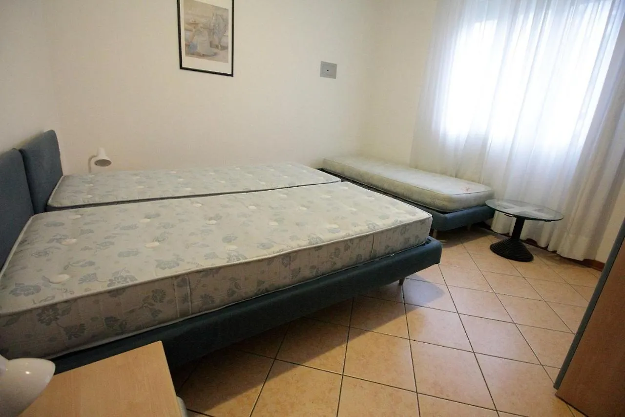 Residence Giove Lido di Jesolo 0*,  Italy